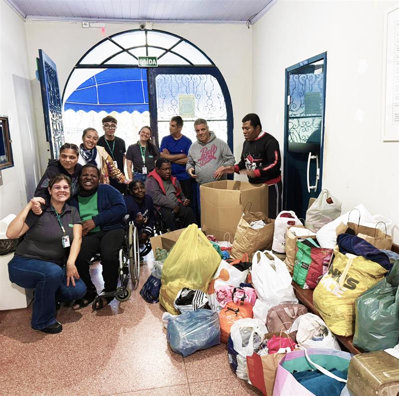 Unimed JF - Campanha do Agasalho: Unimed Juiz de Foraentrega mais de 500 doaes; arrecadao continua 